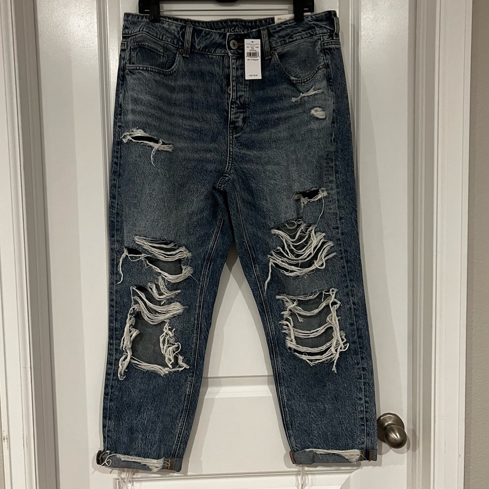 🌟👖Stylish American Eagle Tomgirl Low Rise button fly Jeans
